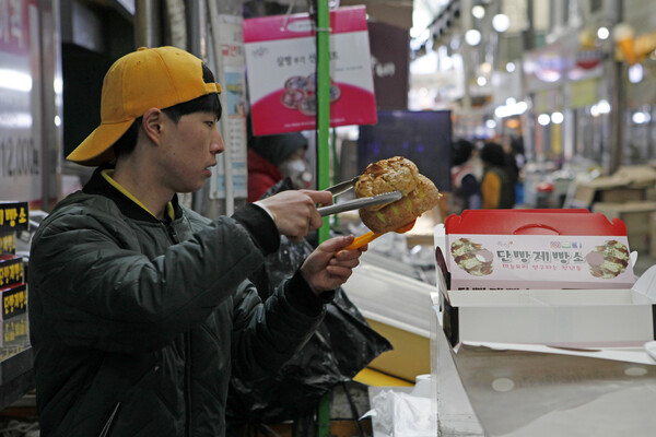 단양구경시장에 활력을 더하는 젊은 상인들