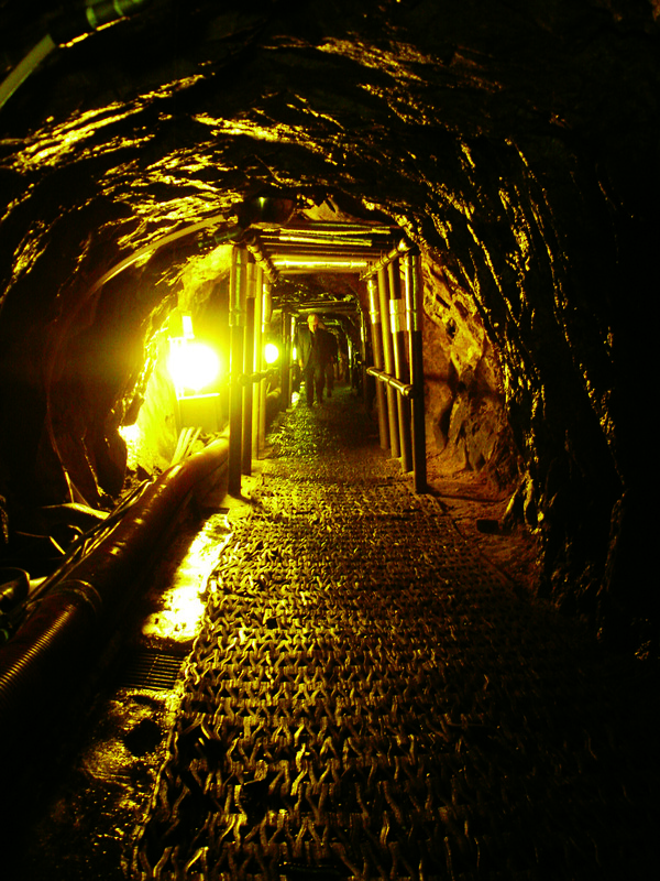 DMZ 평화관광 첫번째 코스인 제3땅굴