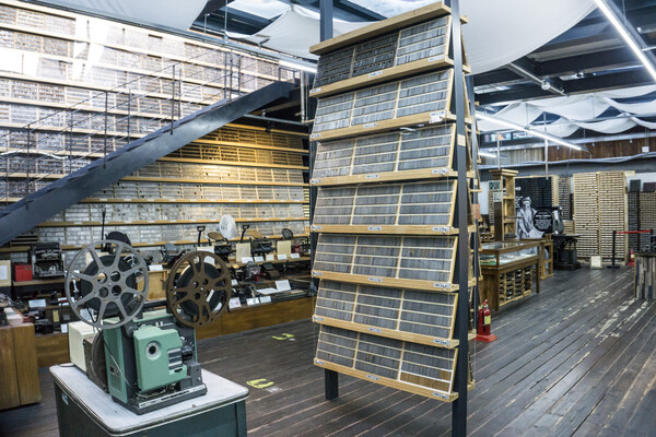 수많은 활자와 인쇄 장비들을 볼 수 있는 활판인쇄박물관